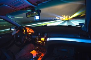 praca kierowcy w nocy